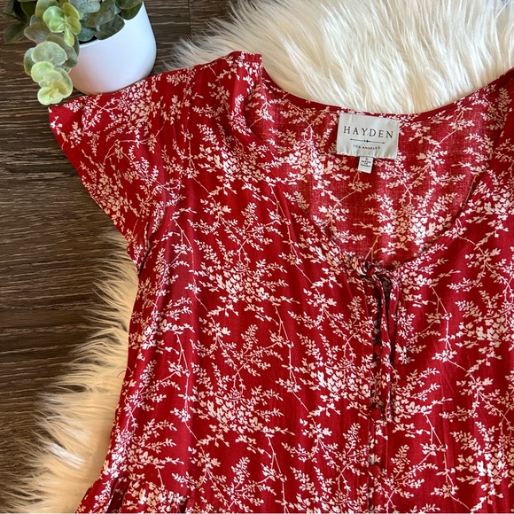 Floral Short Sleeve Dress - Picture 2 of 7